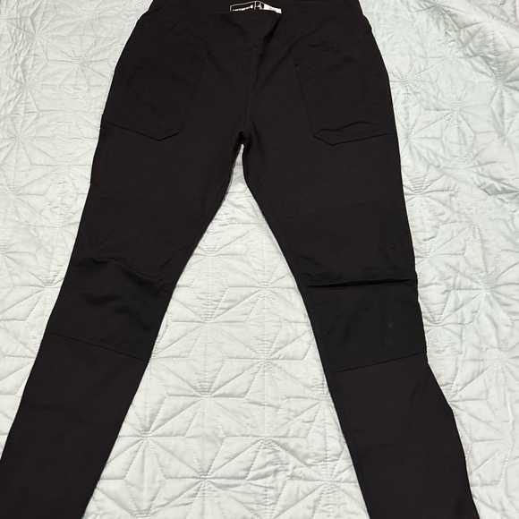 Carhartt women’s pants slip on large 12-14 - Picture 1 of 4